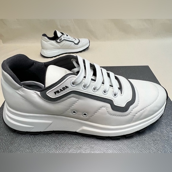 PRADA NIB 4E3382  WHITE NYLON GRAY GABARDINE LOGO SNEAKERS  US7  UK6  IT40 NWT - Picture 8 of 15